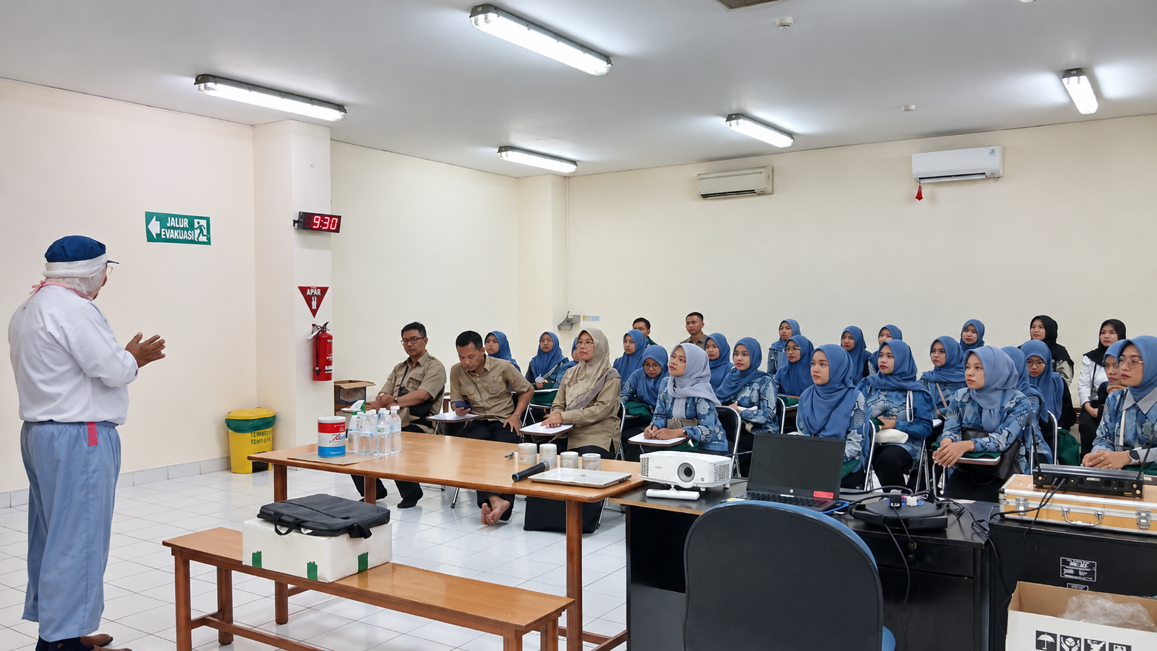 Kunjungan Industri